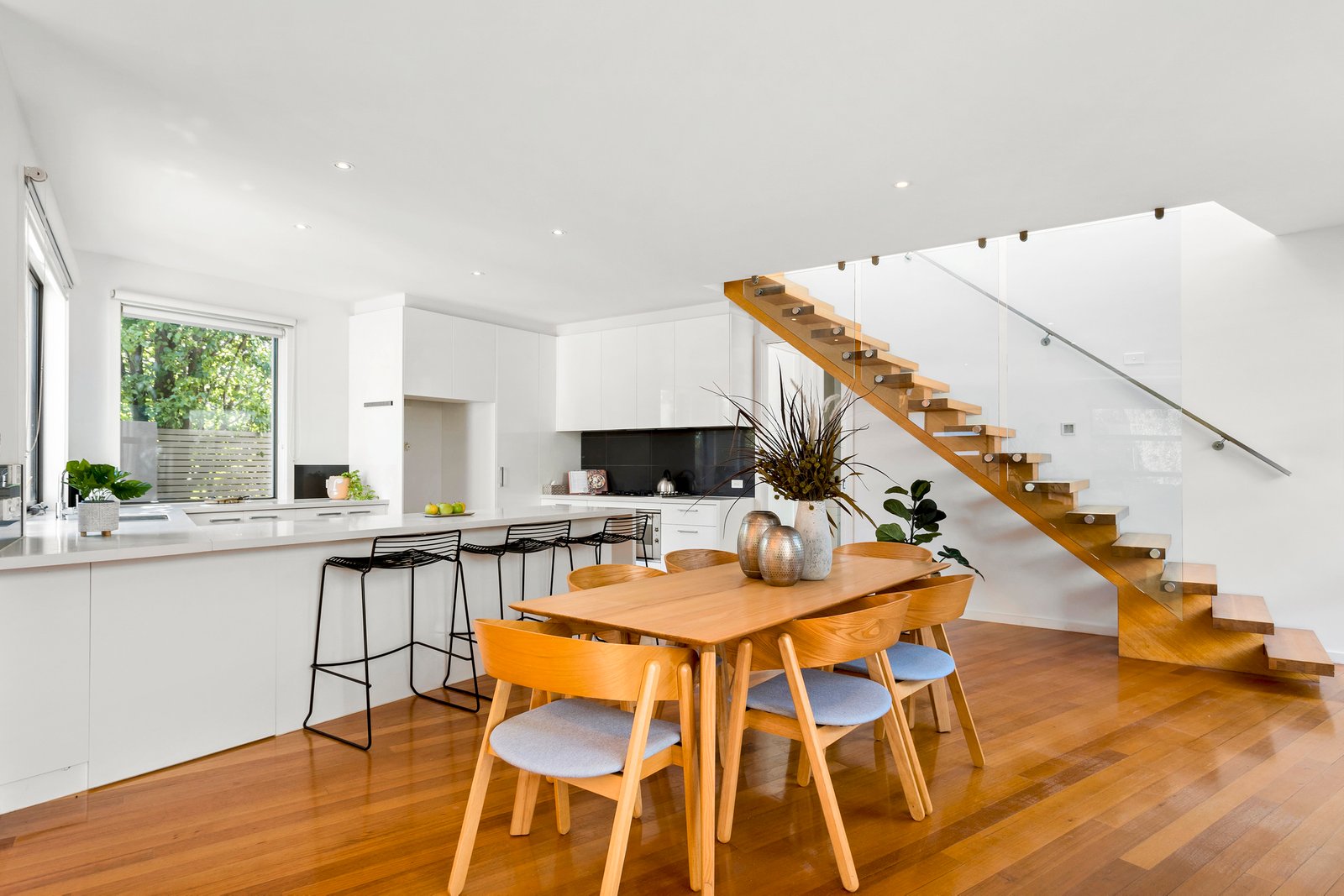 Real Estate and Property in 1/15 Edinburgh Avenue, Caulfield, VIC