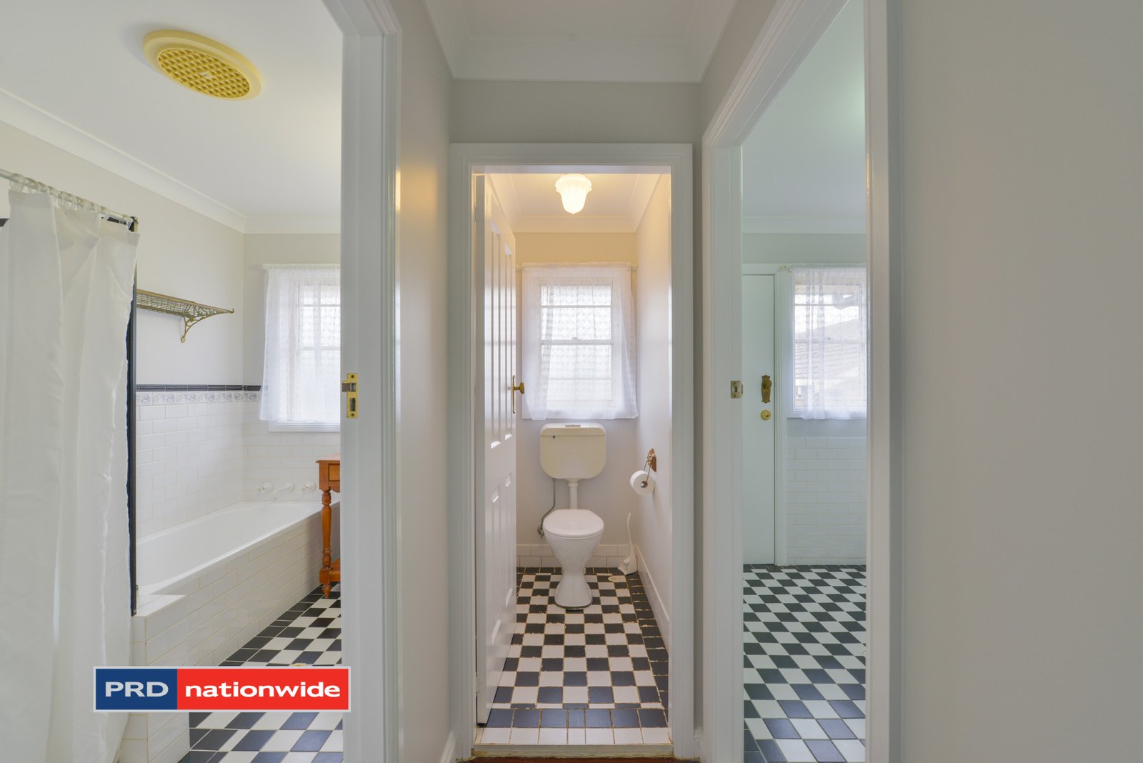 115 Edward Street TAMWORTH 9