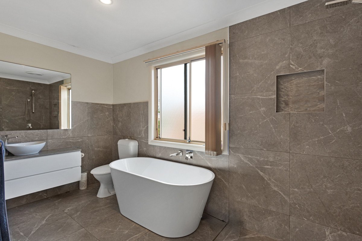 1/15 Ferny Fairway Burleigh Heads 10