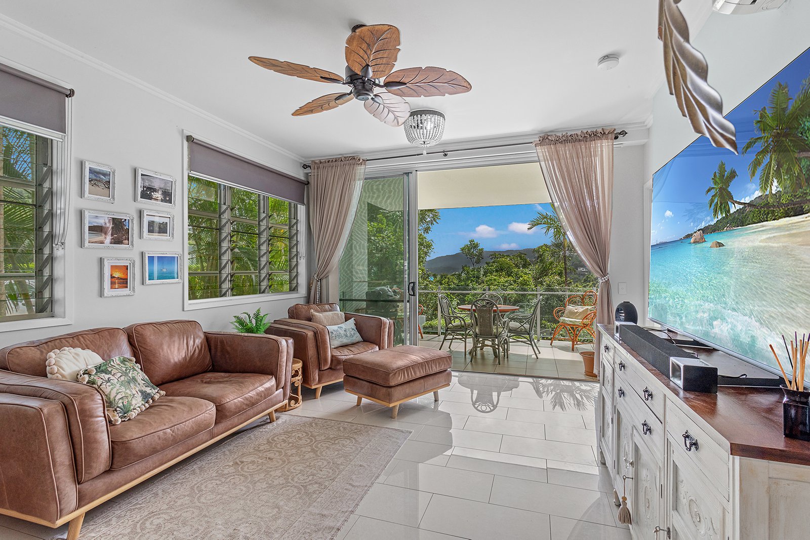 1/15 Flame Tree Court AIRLIE BEACH 1