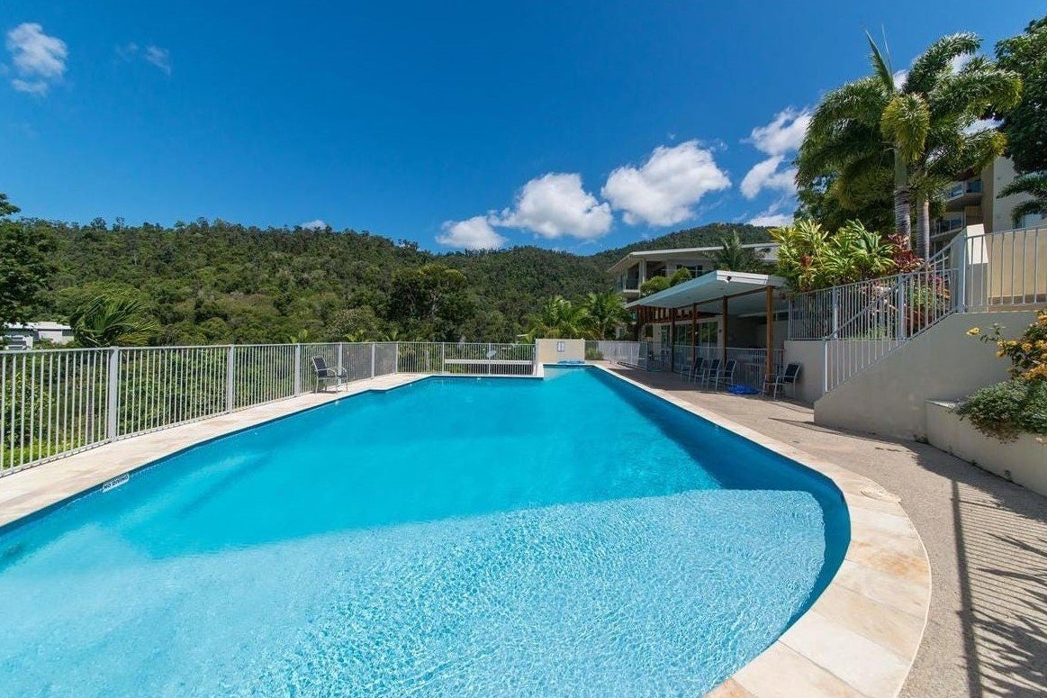 1/15 Flame Tree Court AIRLIE BEACH 16