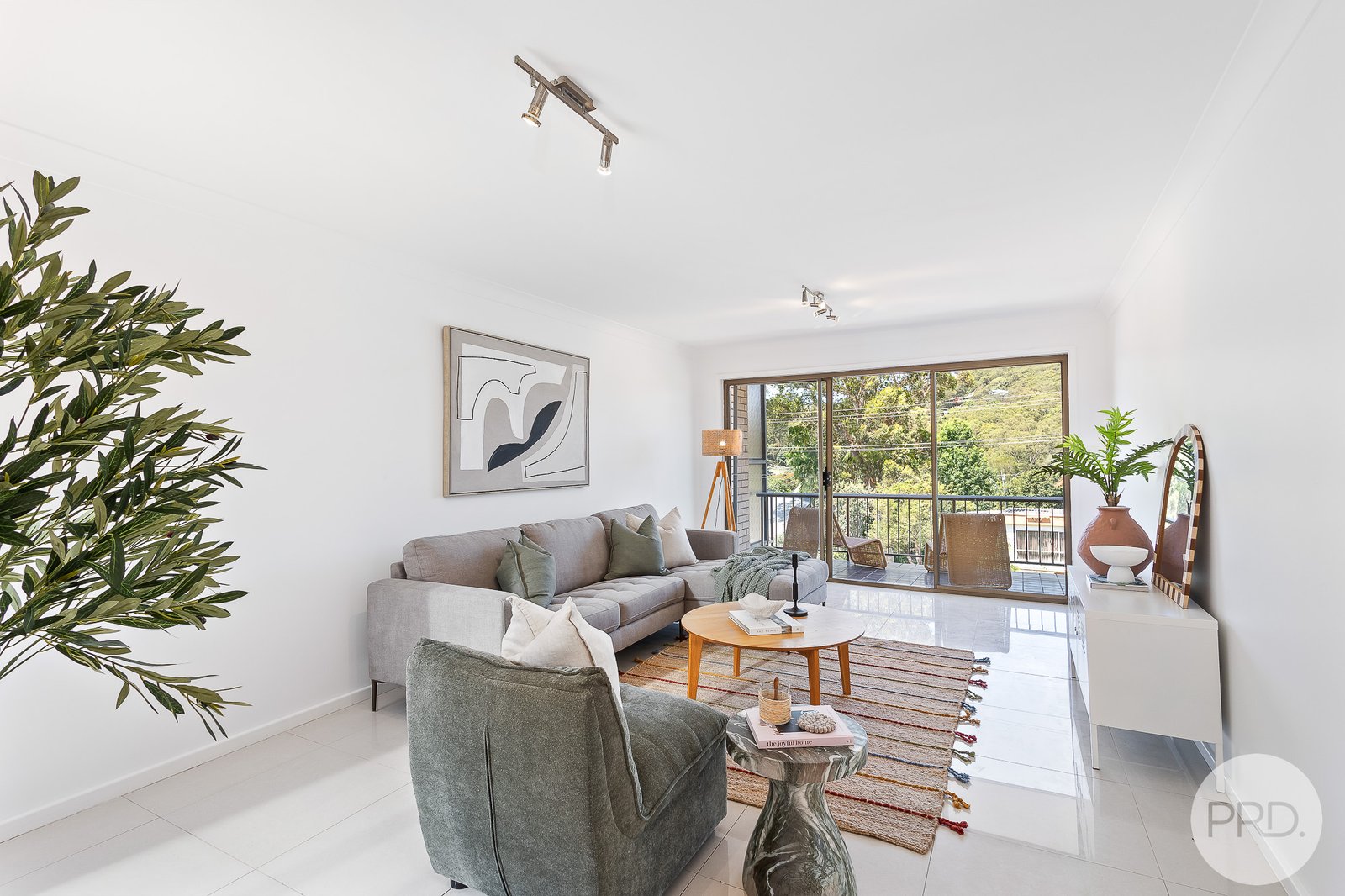 1/15 Galoola Drive NELSON BAY 2