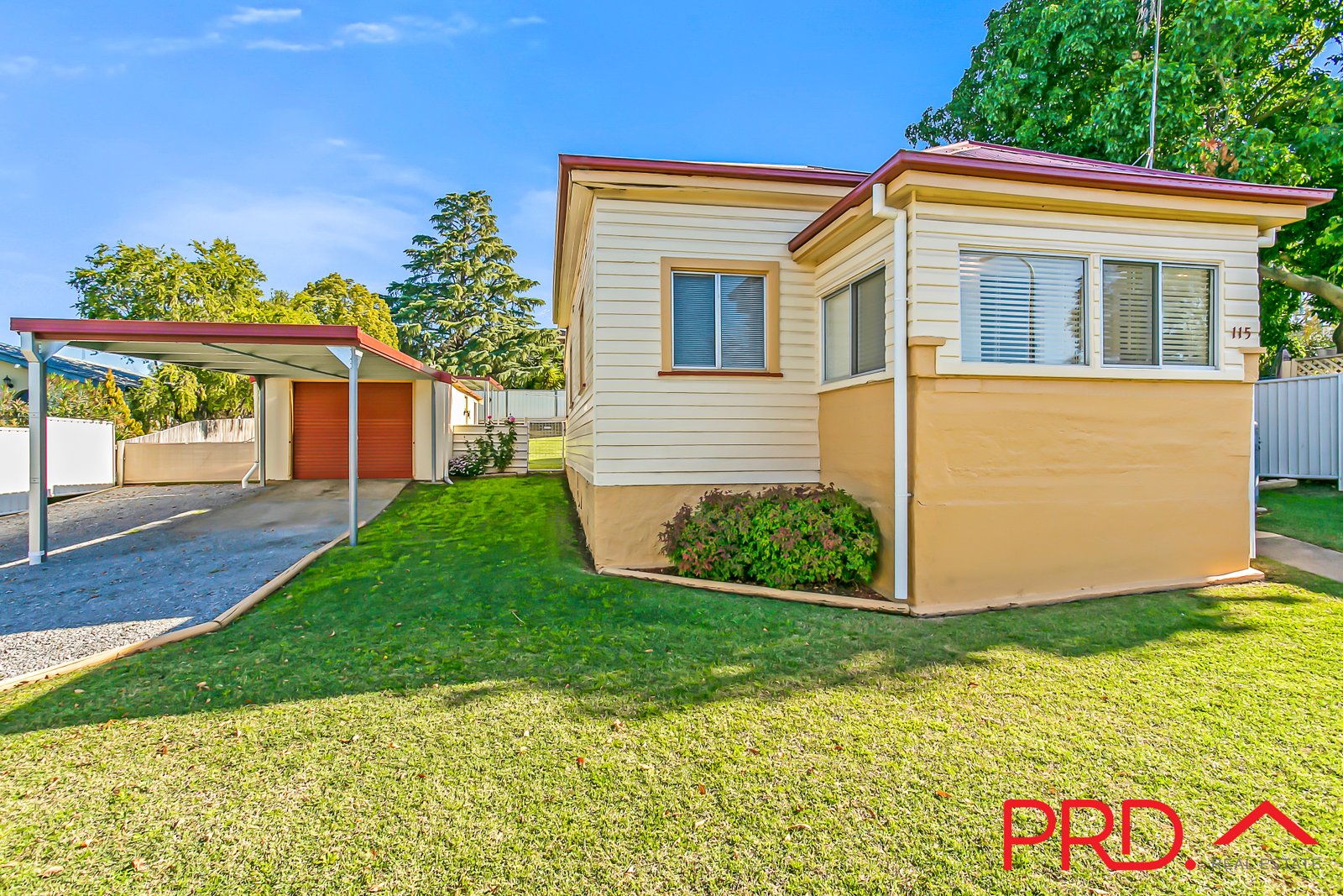 115 Goonoo Goonoo Road TAMWORTH 4