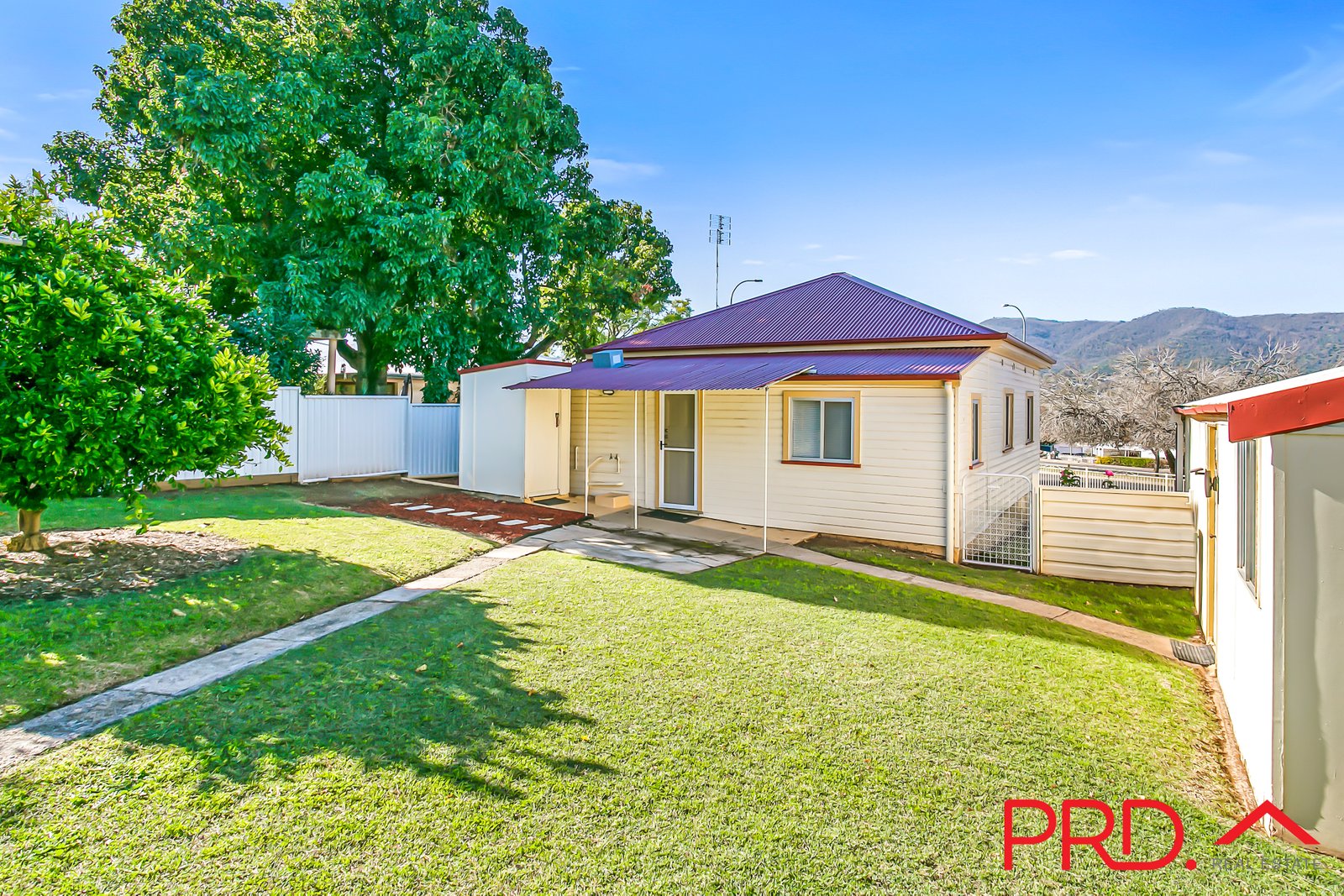 115 Goonoo Goonoo Road TAMWORTH 20