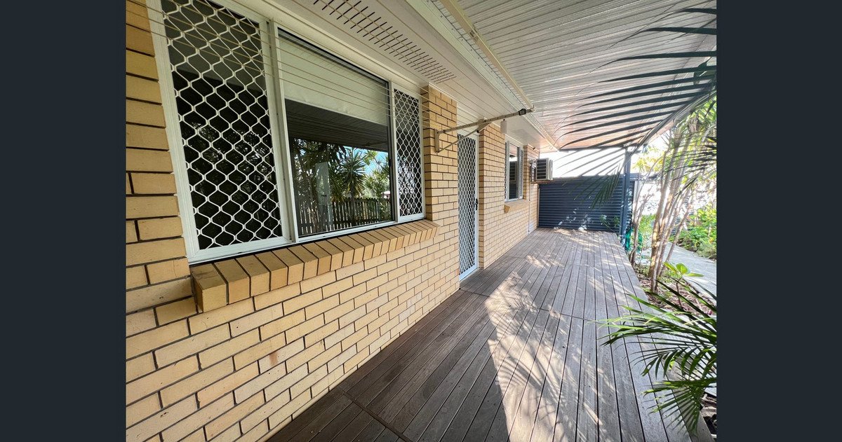 1/15 Hibiscus Haven  Burleigh Heads 13