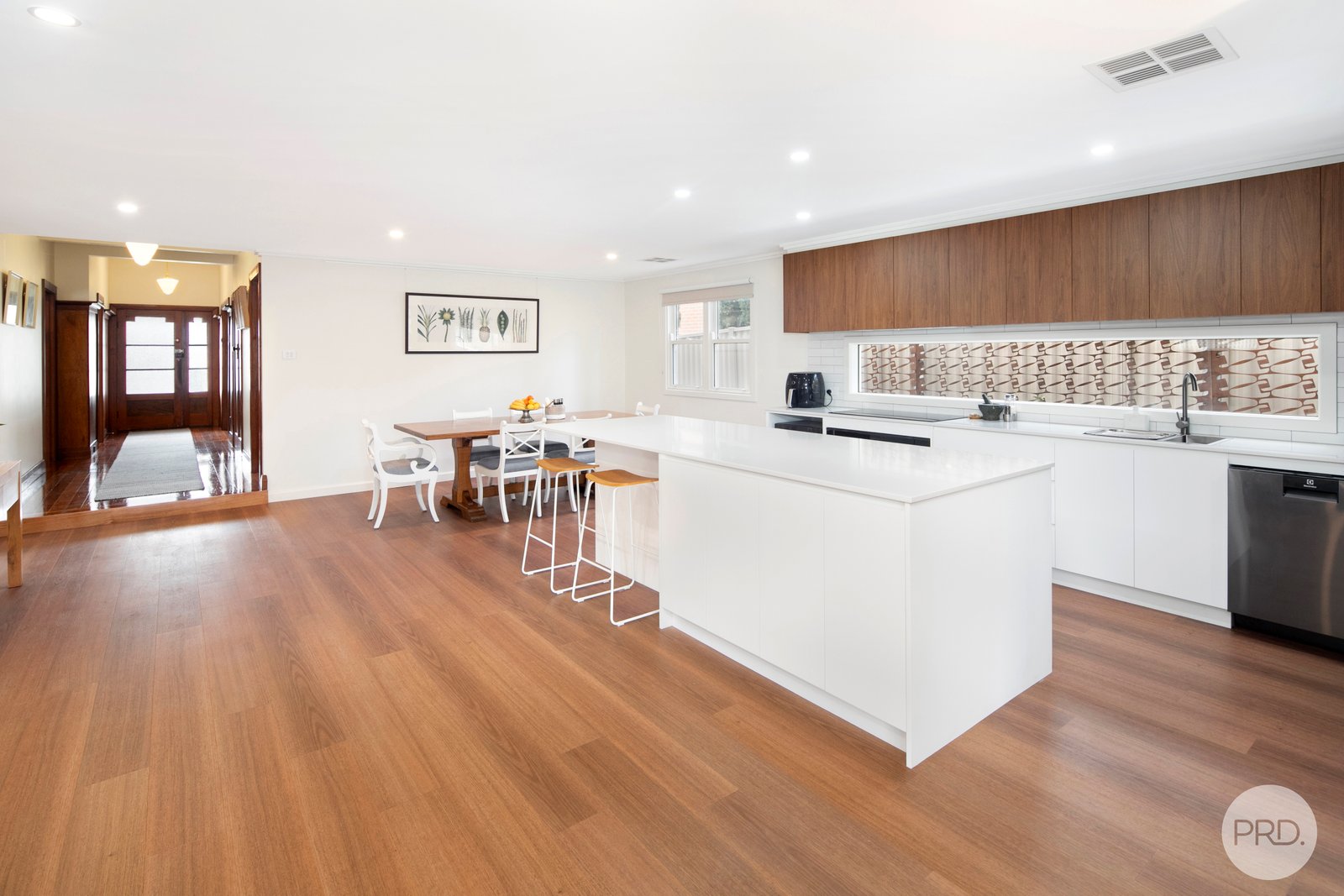 115 Howitt Street SOLDIERS HILL 5