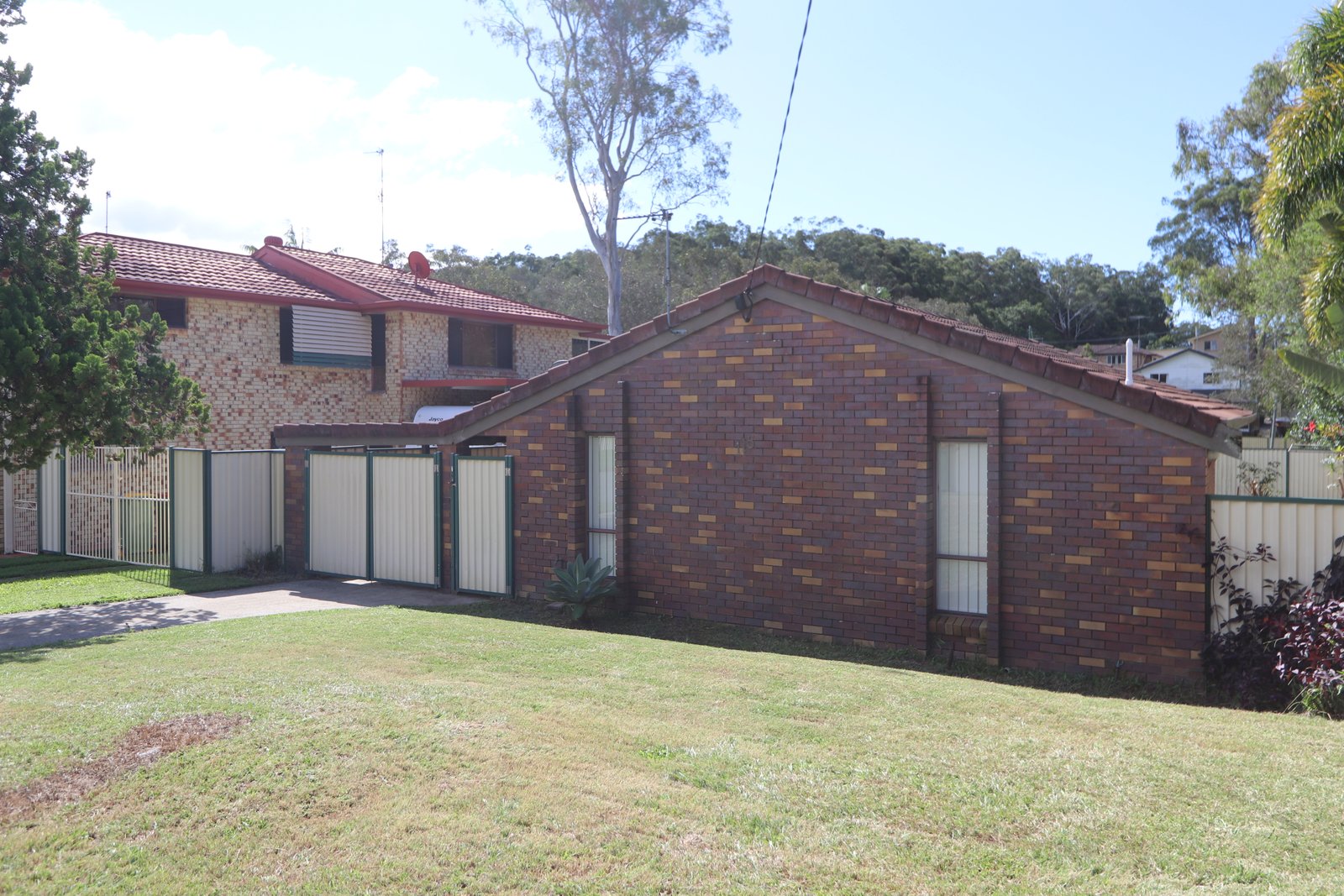 115 Kindra Avenue SOUTHPORT 2