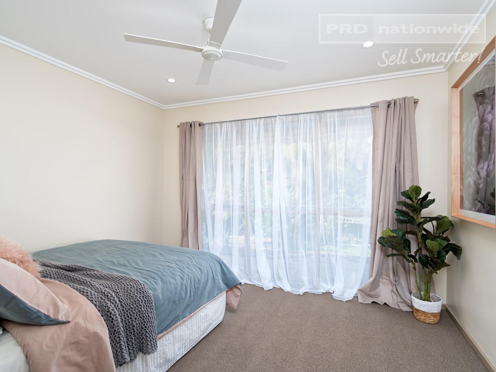 115 Lake Albert Road KOORINGAL 9