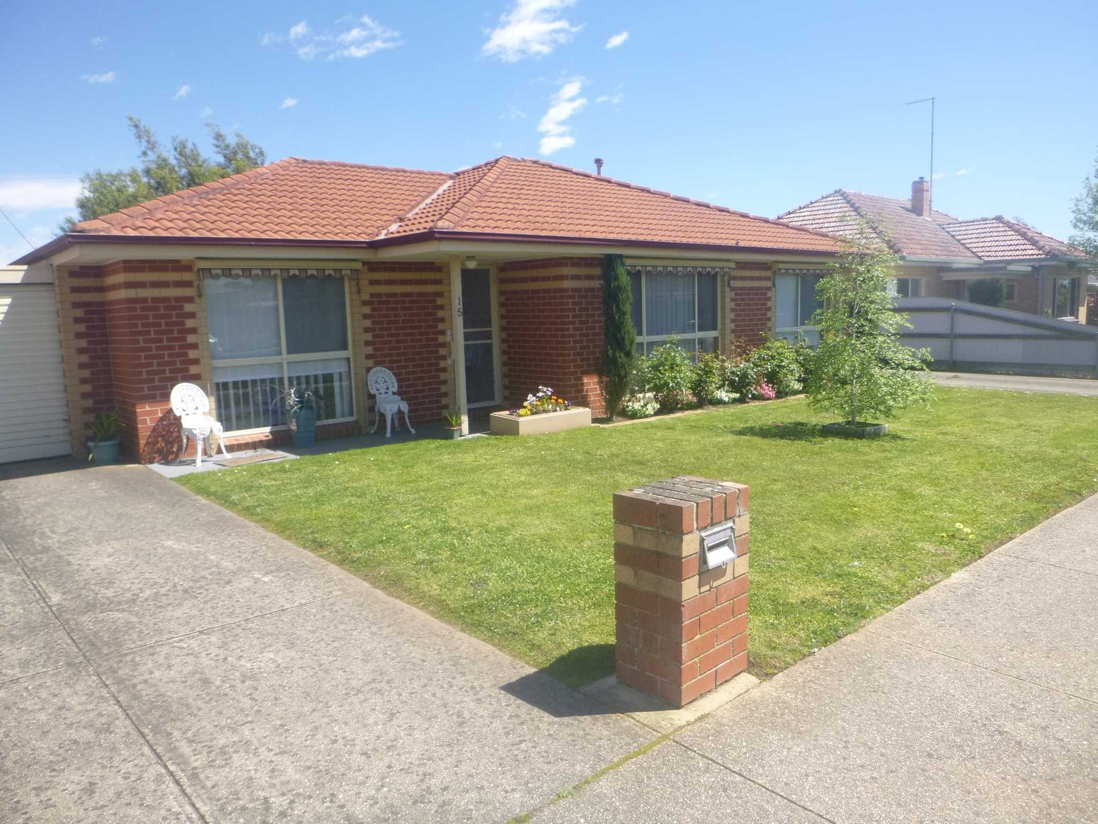 1/15 Lake Street WENDOUREE 1