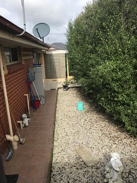 1/15 Lake Street WENDOUREE 9