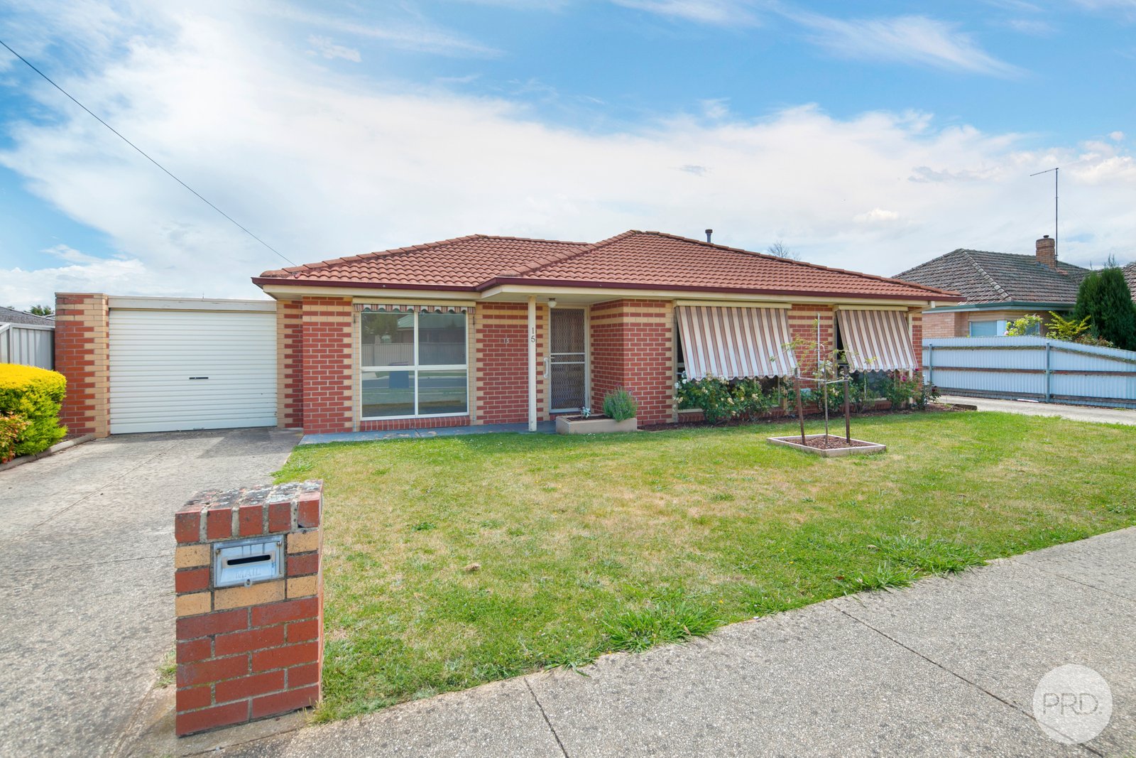 1/15 Lake Street WENDOUREE 1