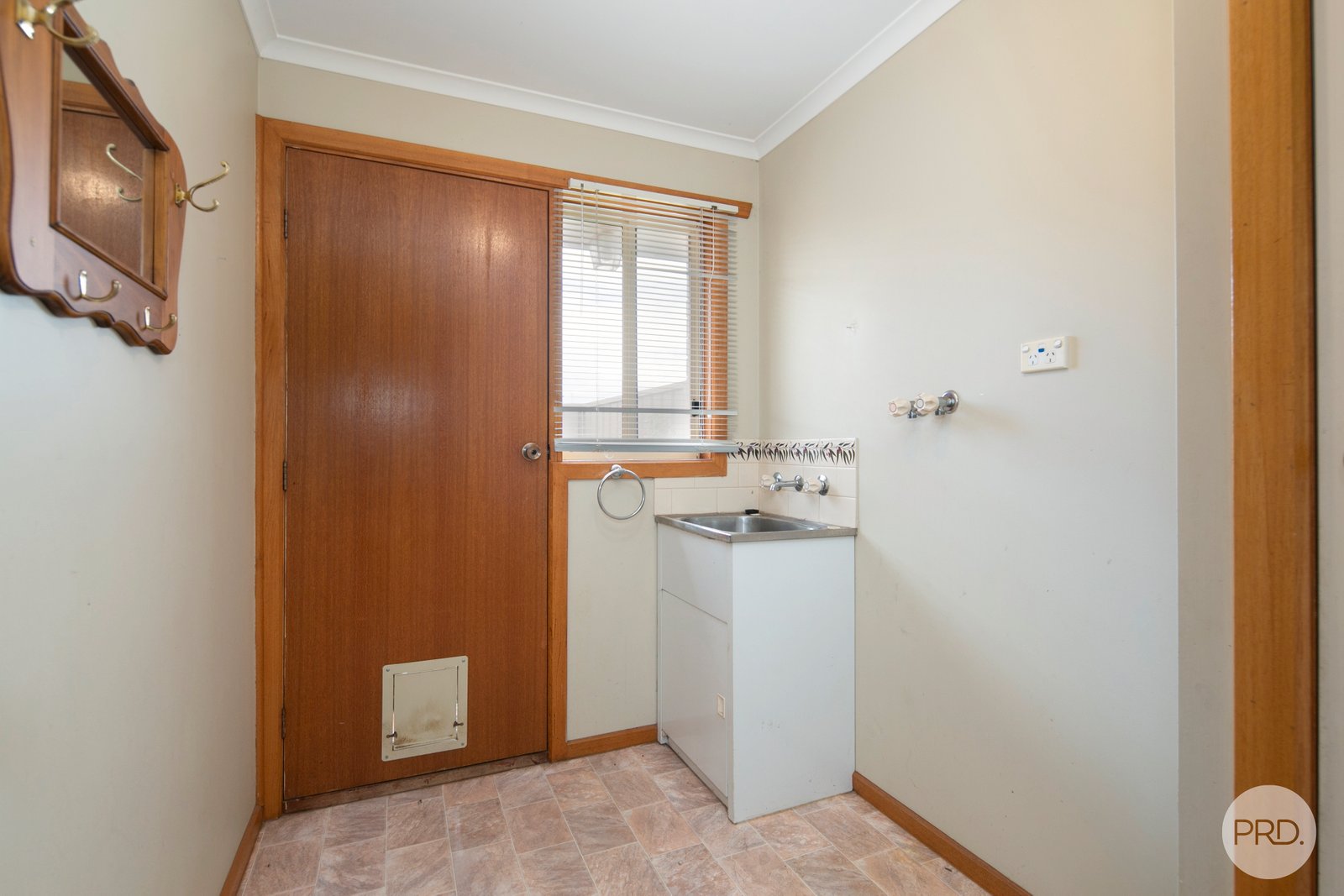 1/15 Lake Street WENDOUREE 8