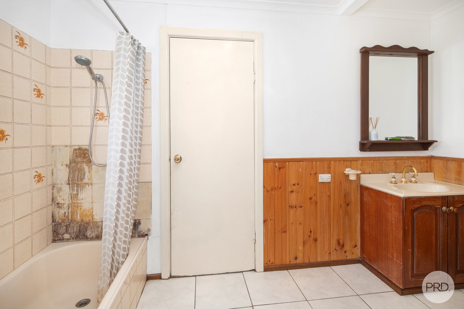 115 Laurence Drive SNAKE VALLEY 13