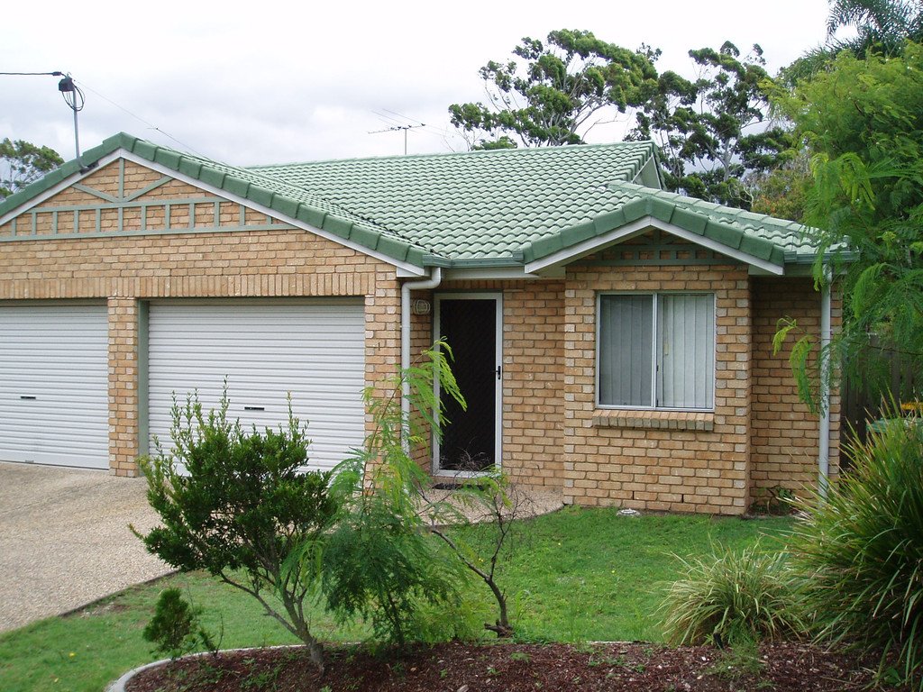 1/15 Livermore Street REDCLIFFE 1