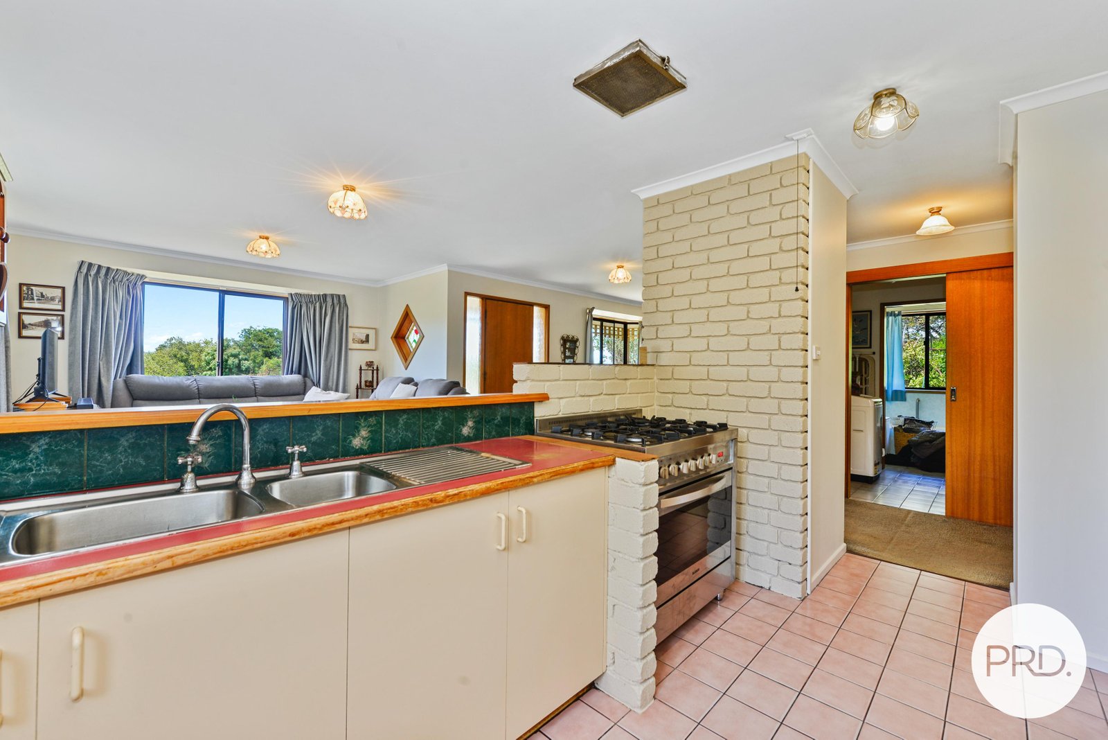 115 Loxton Road COLEBROOK 9