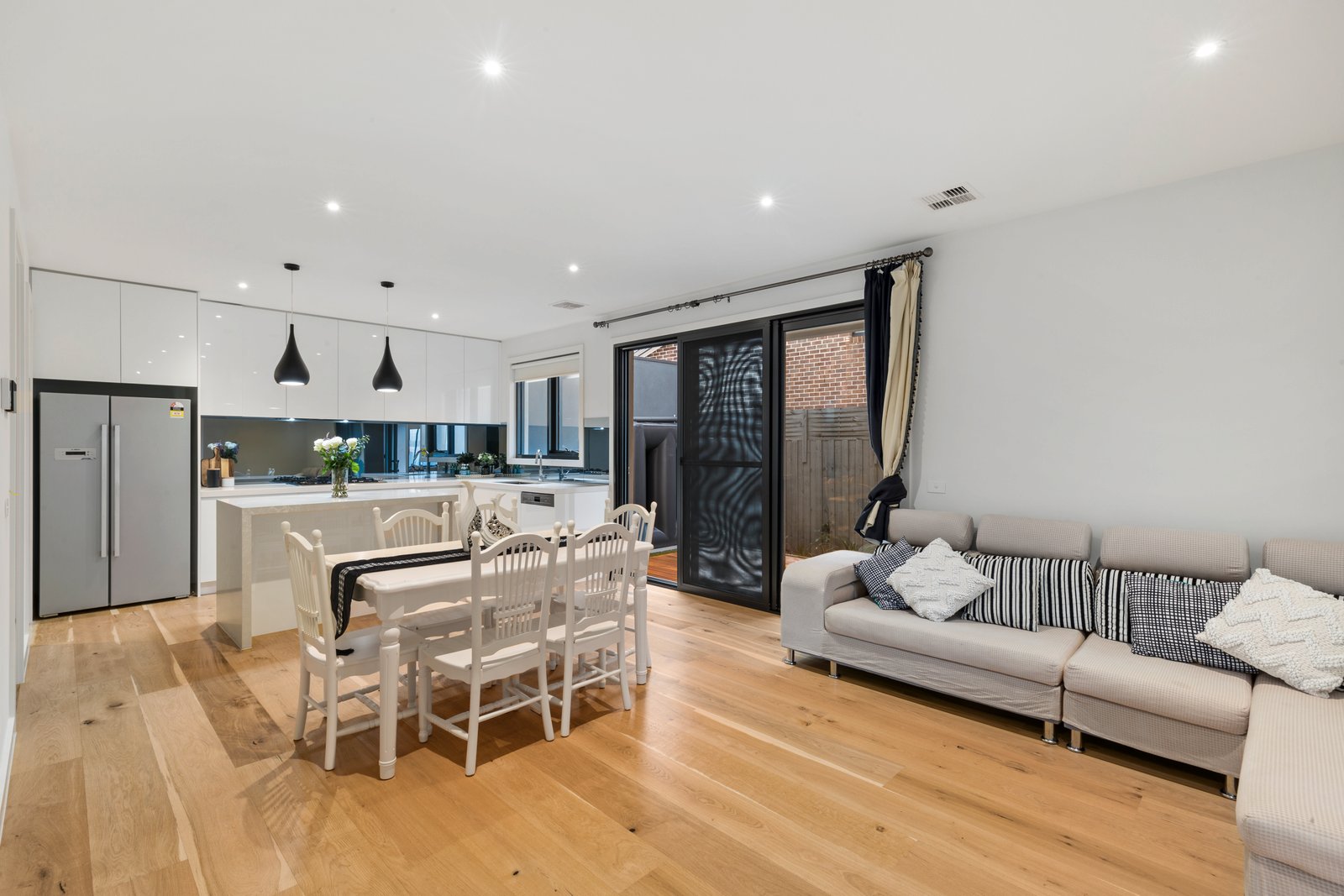 Gallery: 1/15 Malane Street