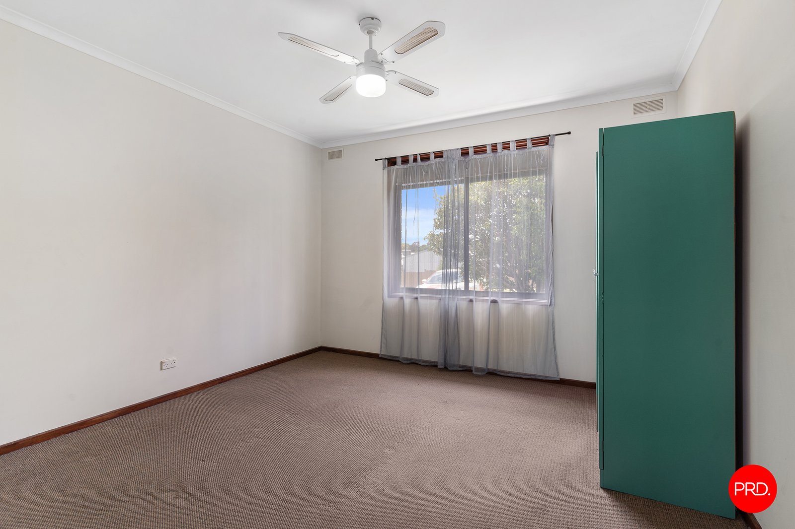 115 Maple Street GOLDEN SQUARE 6