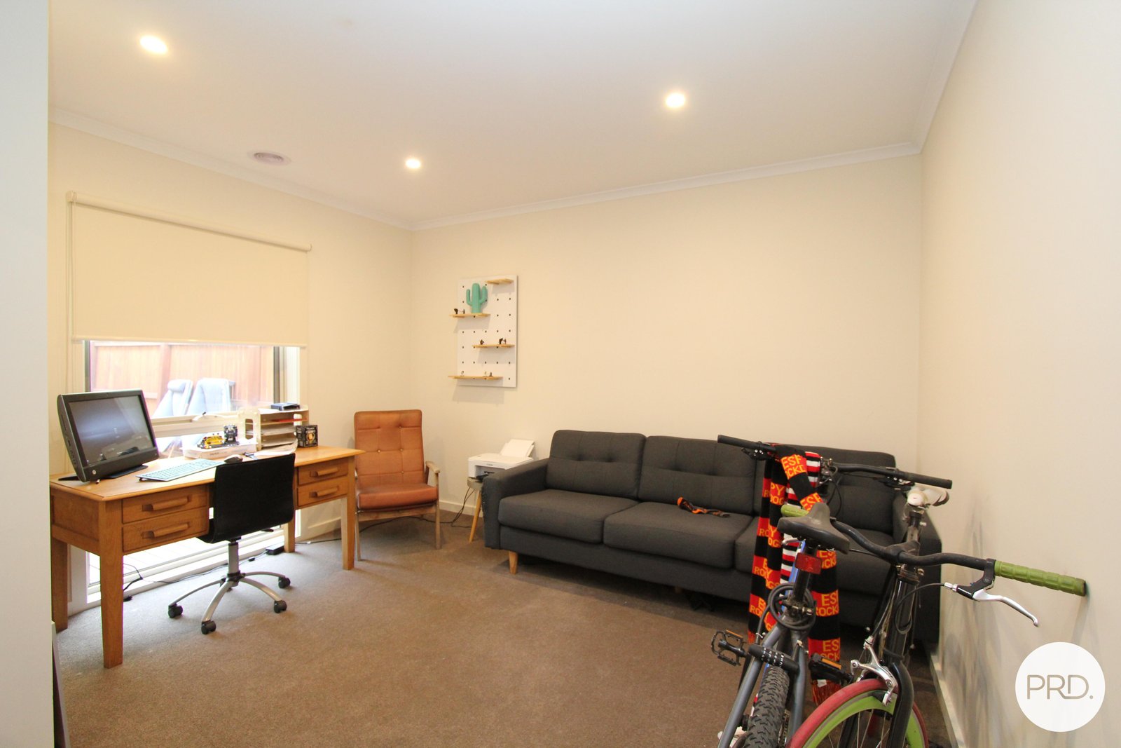 1/15 Monastery Drive WENDOUREE 9