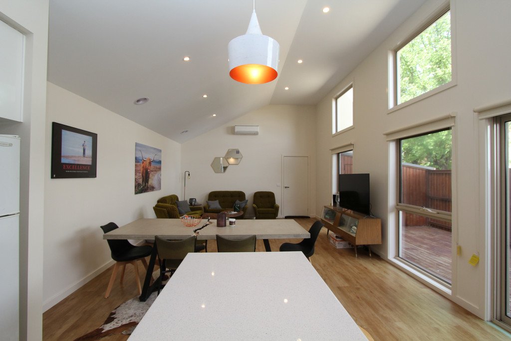 1/15 Monastery Drive WENDOUREE 5