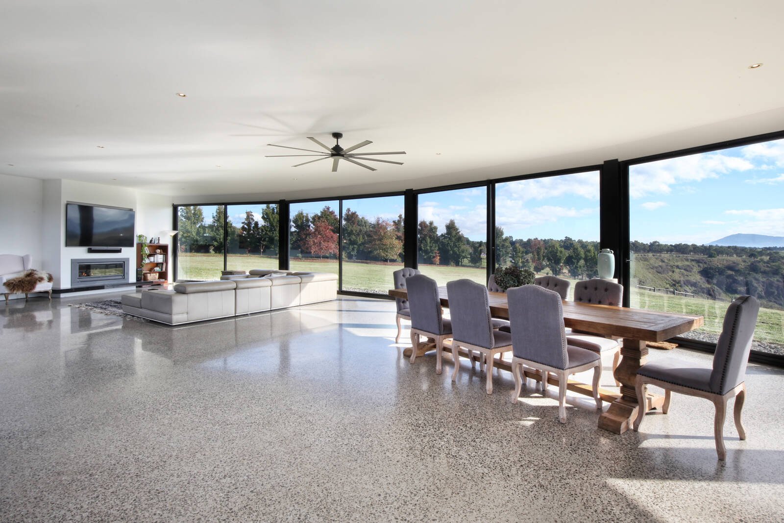Real Estate and Property in 115 Outlook Lane, Gisborne, VIC