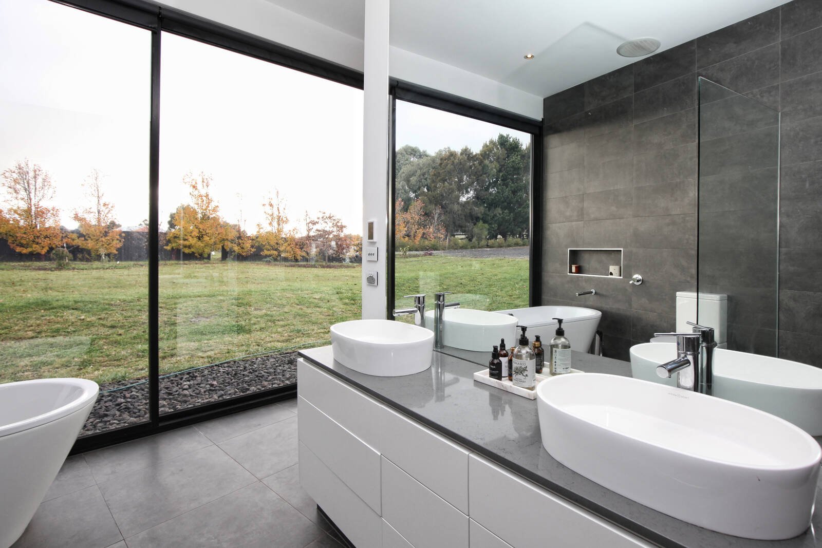 Real Estate and Property in 115 Outlook Lane, Gisborne, VIC