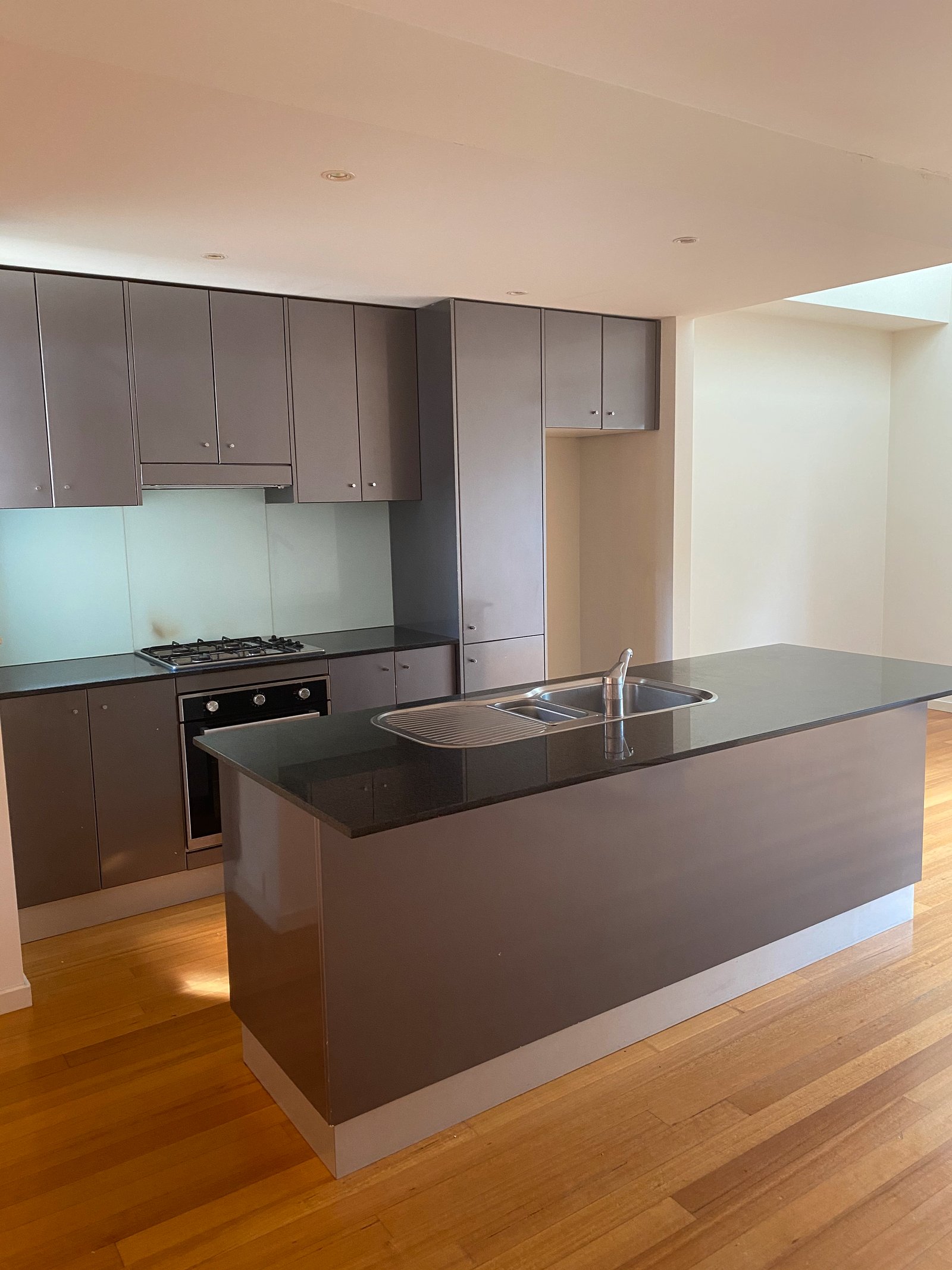 Gallery: 1/15 Pilgrim Street