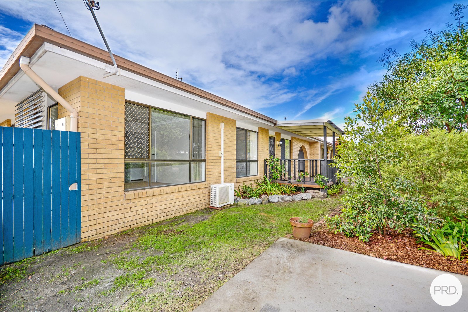 1/15 Poinciana Avenue BOGANGAR 10