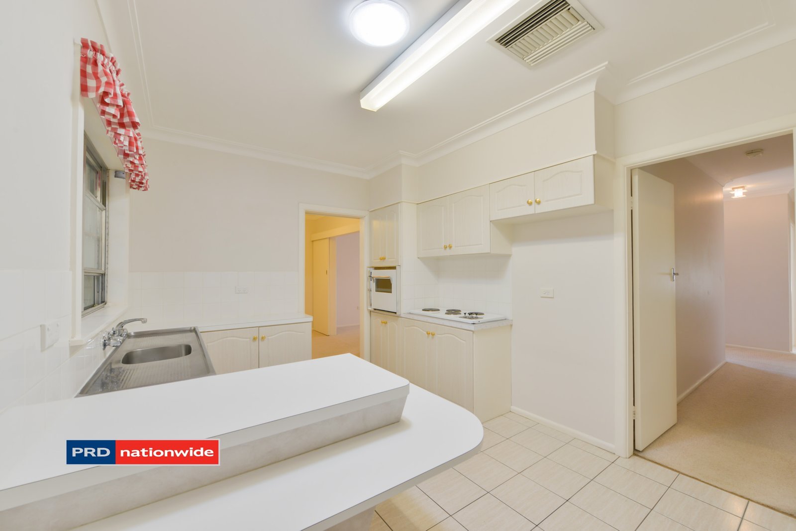115 Rawson Avenue TAMWORTH 18