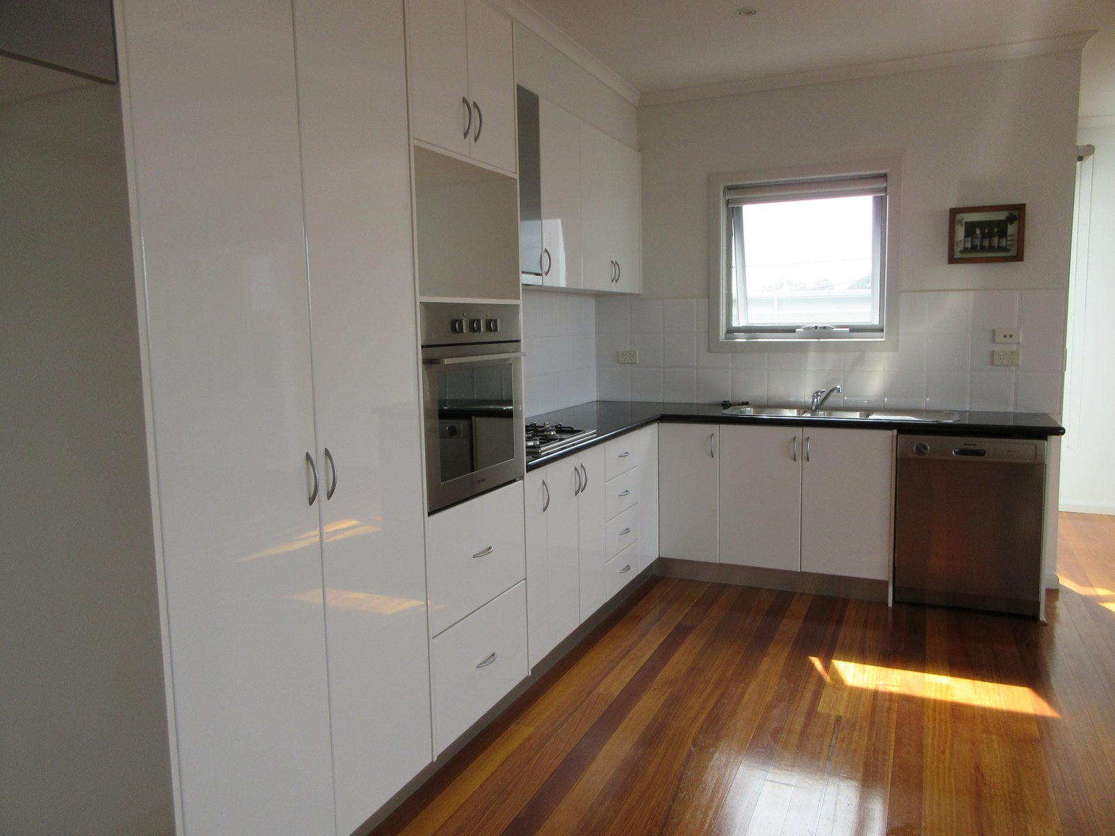 Gallery: 1/15 Scanlan Street