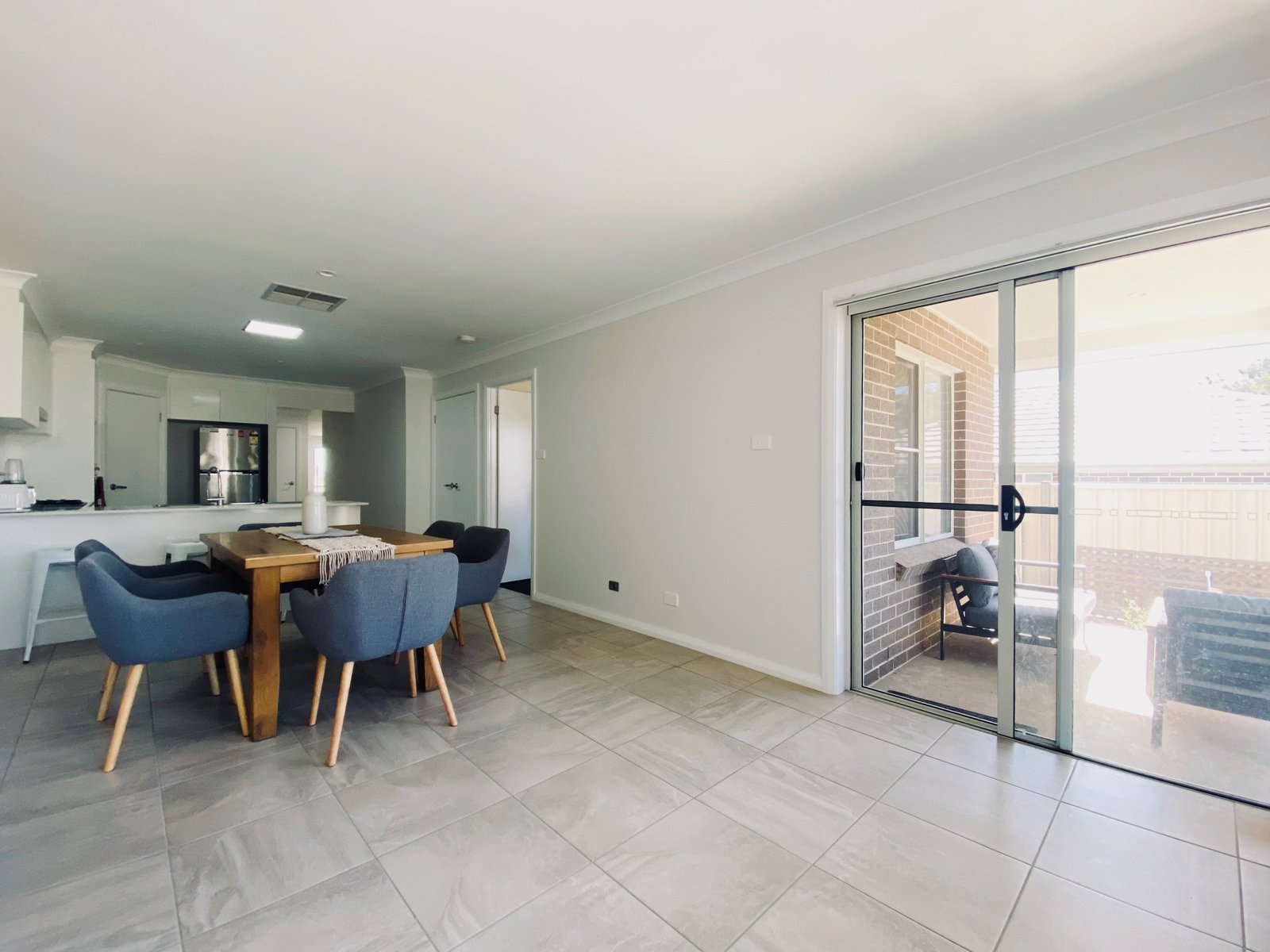 1/15 Scarborough Close TAMWORTH 5