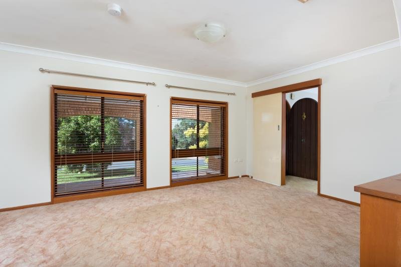 115 Simkin Crescent KOORINGAL 3