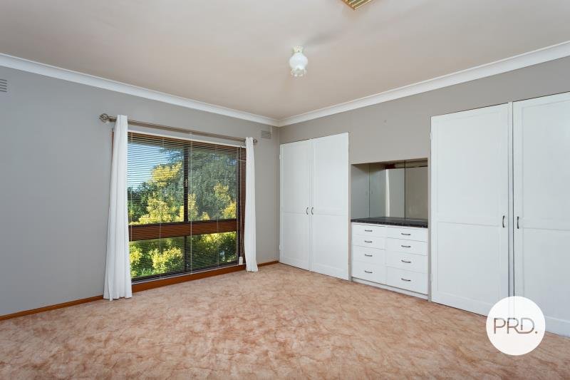 115 Simkin Crescent KOORINGAL 6