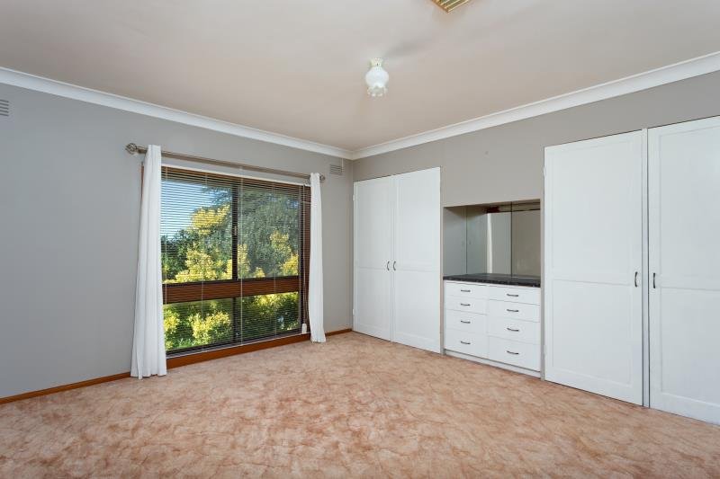 115 Simkin Crescent KOORINGAL 5