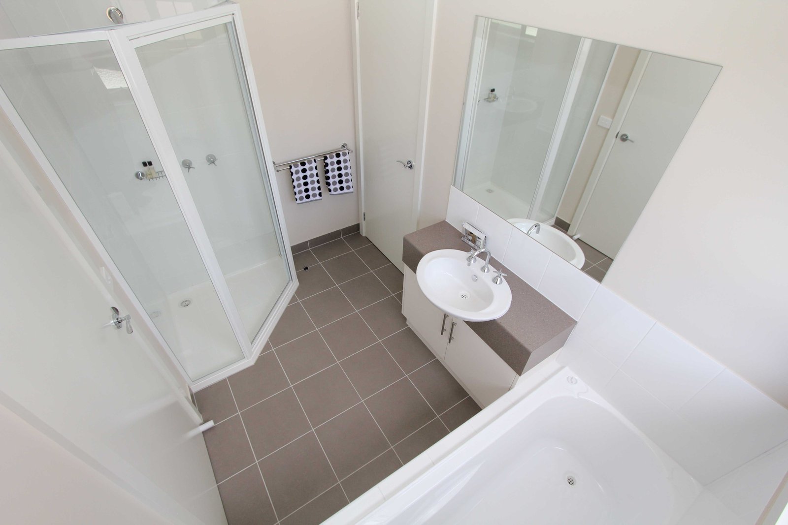 1/15 Spencer Street SEBASTOPOL 2