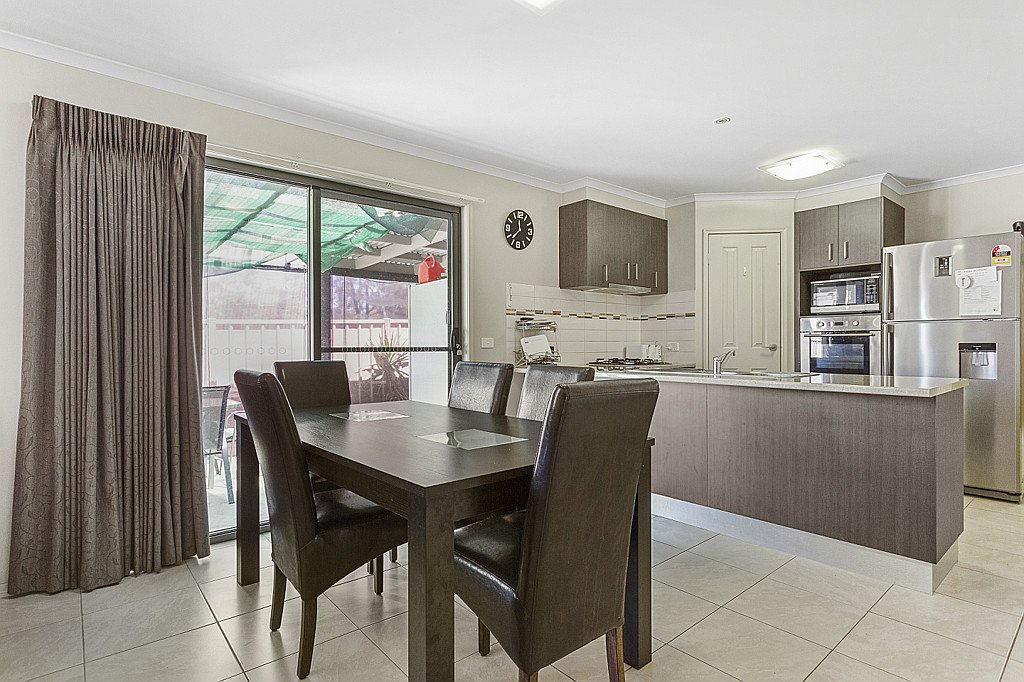 115 St Killian Street WHITE HILLS 3