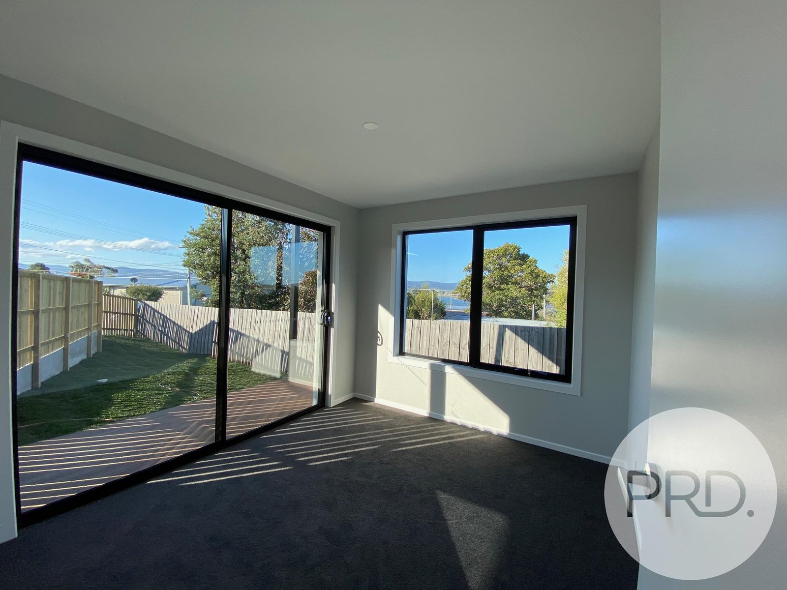 1/15 Suncrest Street MIDWAY POINT 9