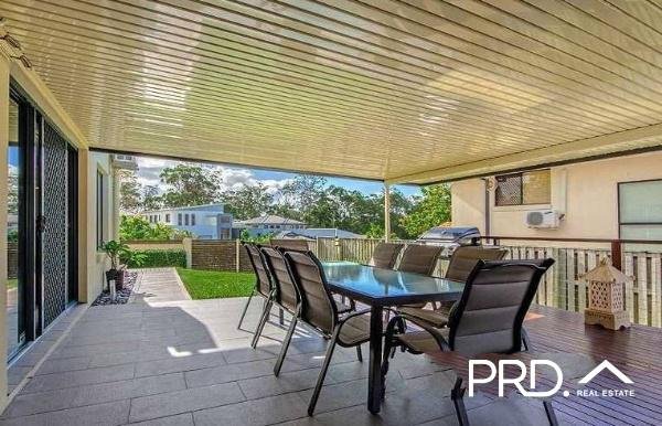 1/15 The Links  ROBINA 12