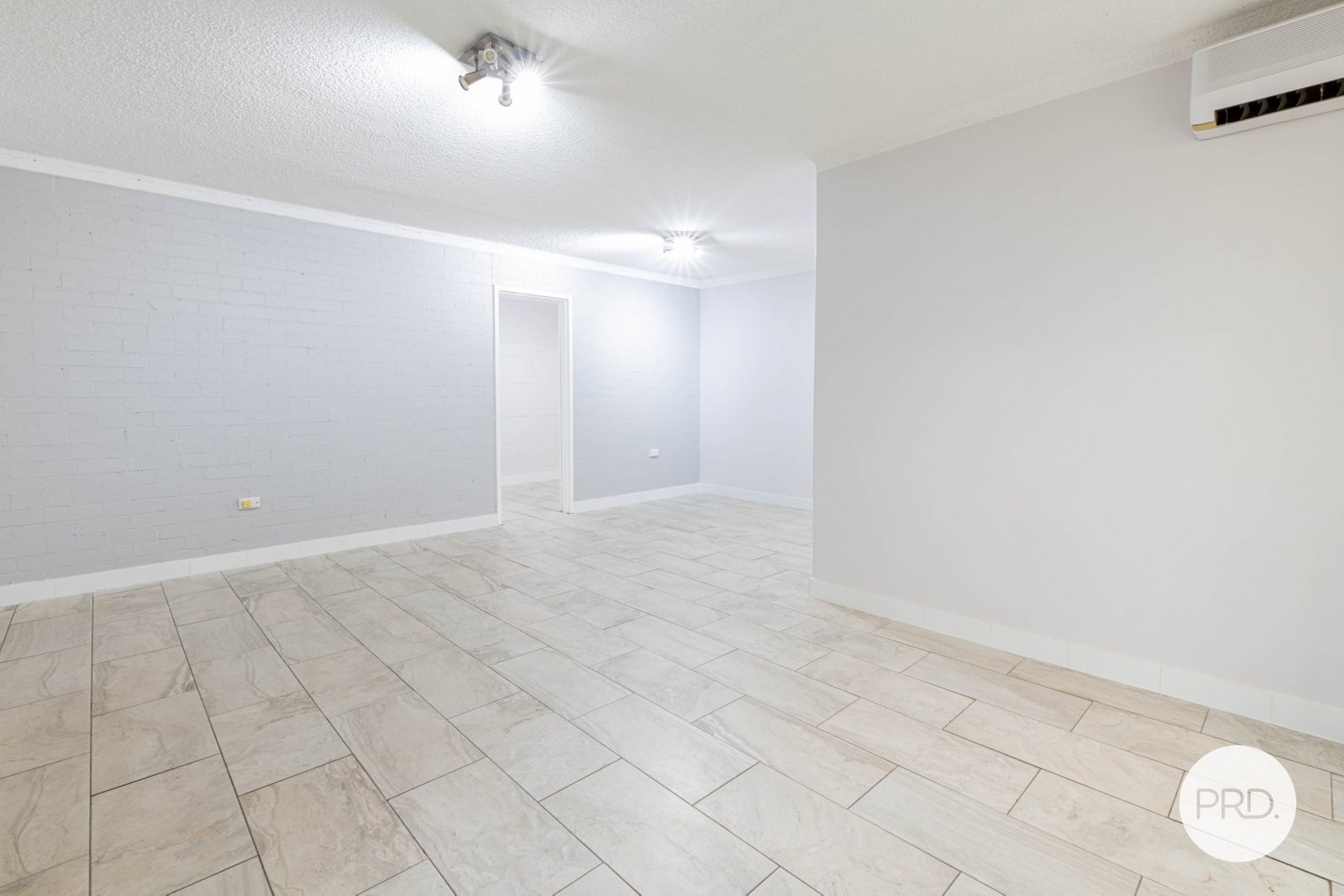 1/15 Thurston Street Penrith 4