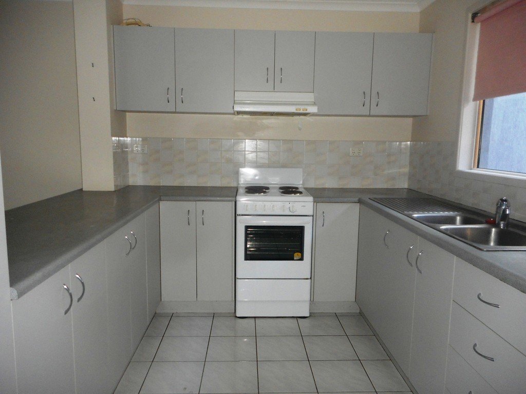 1/15 Tropic Road CANNONVALE 3