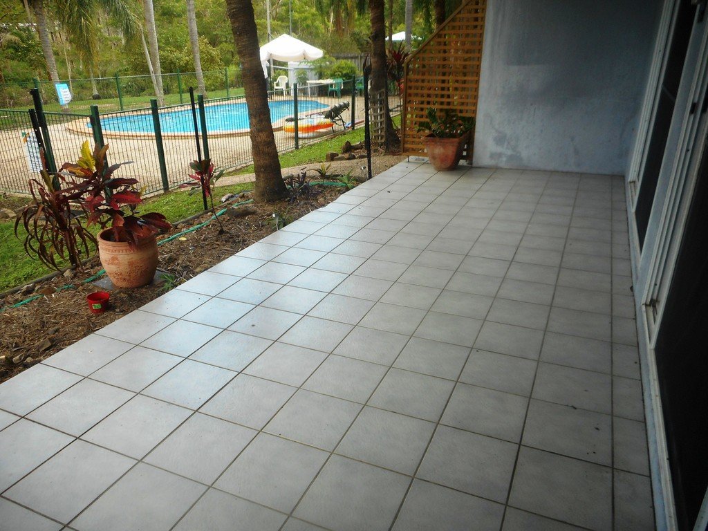 1/15 Tropic Road CANNONVALE 6