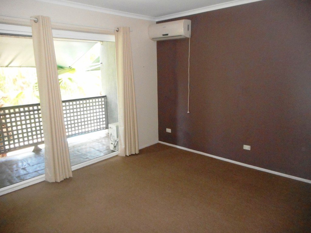 1/15 Tropic Road CANNONVALE 11