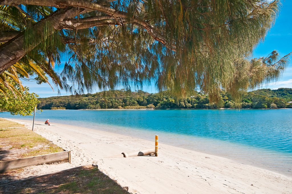 1/15 Twenty Seventh Avenue PALM BEACH 10