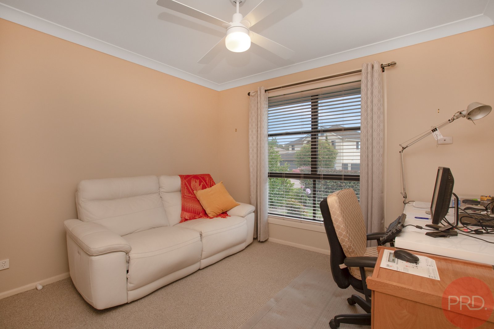 1/15 Upington Drive EAST MAITLAND 12