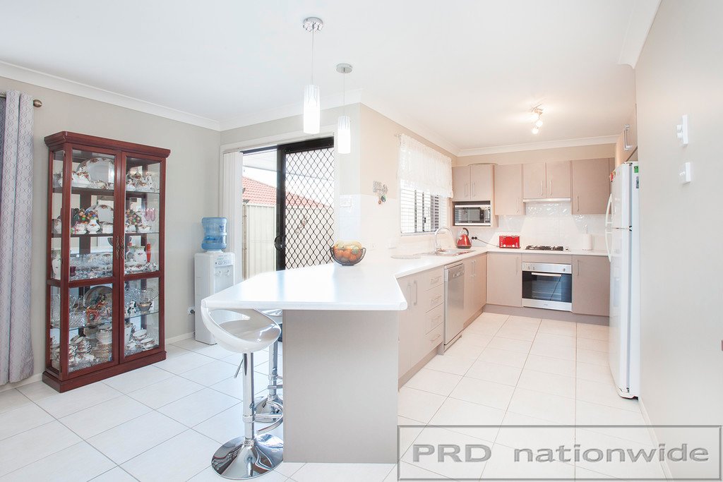 1/15 Upington Drive EAST MAITLAND 9