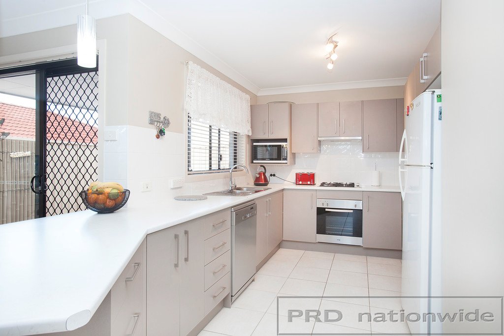 1/15 Upington Drive EAST MAITLAND 10