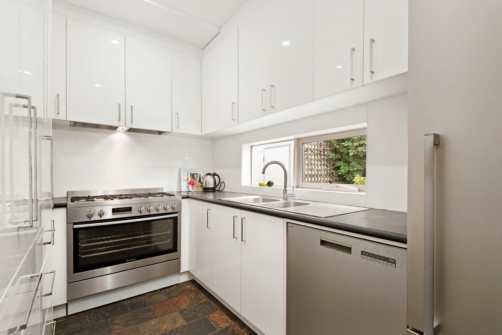 Gallery: 1/15 Warwick Street