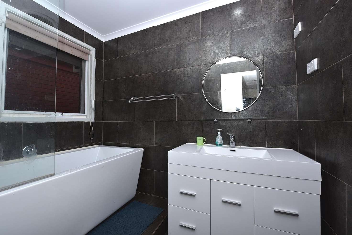 Gallery: 115 Wells Road