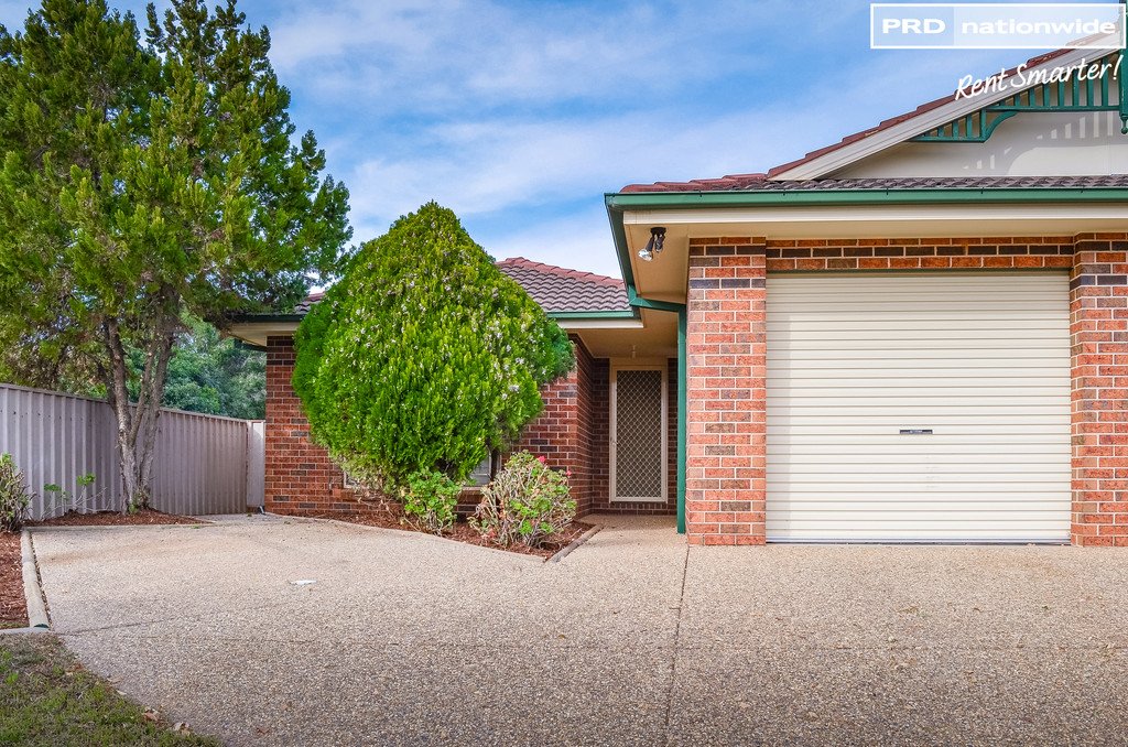 1/15 Wilgoma Street BOURKELANDS 1