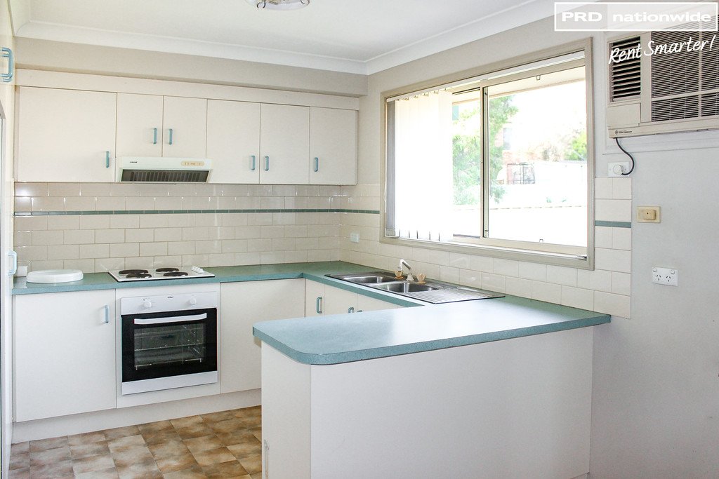 1/15 Wilgoma Street BOURKELANDS 3