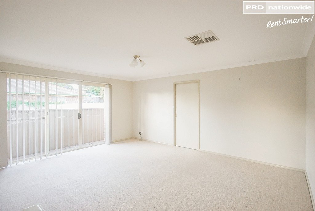1/15 Wilgoma Street BOURKELANDS 4
